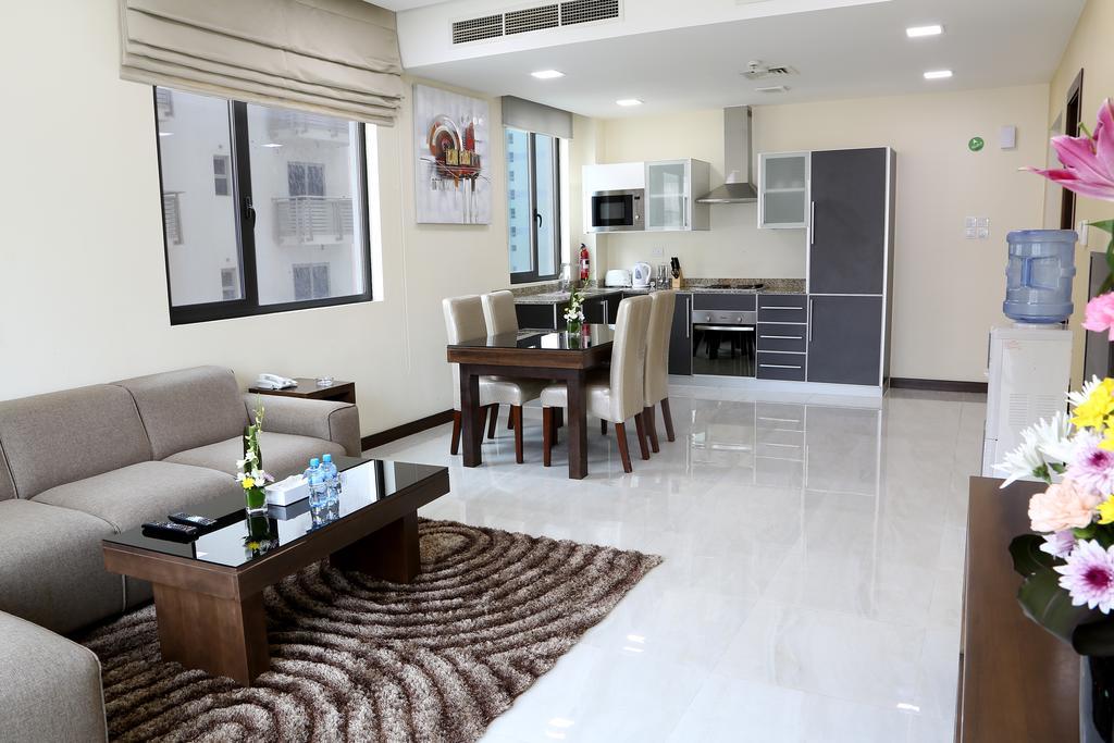 Belle Tower Apartments Al-Manamah Bagian luar foto